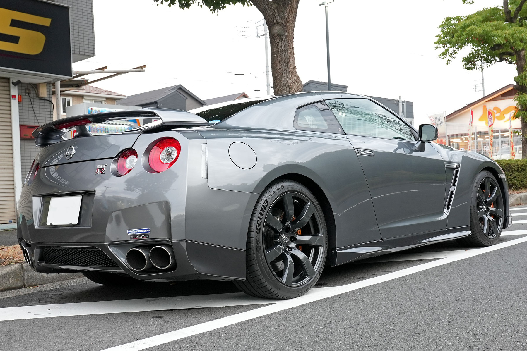 日産GT-R プレミアムエディション 2008年式 ダークメタルグレー