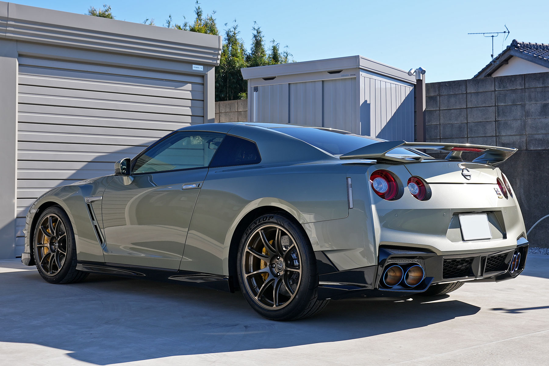 DSC09993a R35GT-R 委託販売 未使用車