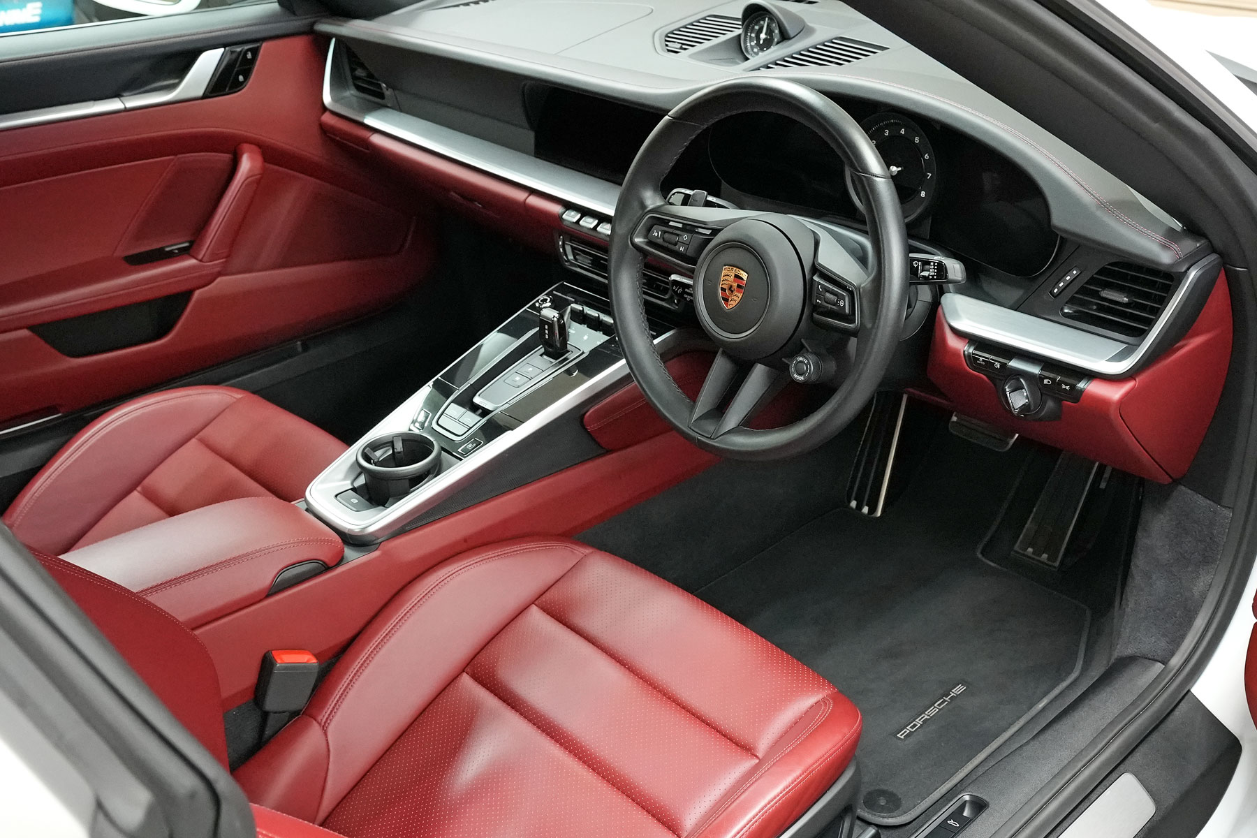 DSC00493a ポルシェ911タルガ4 PDK 992.1