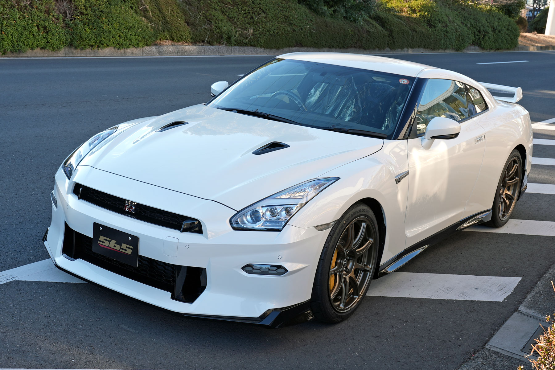 R35GT-R プレミアムエディション Tスペック 最終型MY25 ブリリアントホワイトパール 登録済未使用車